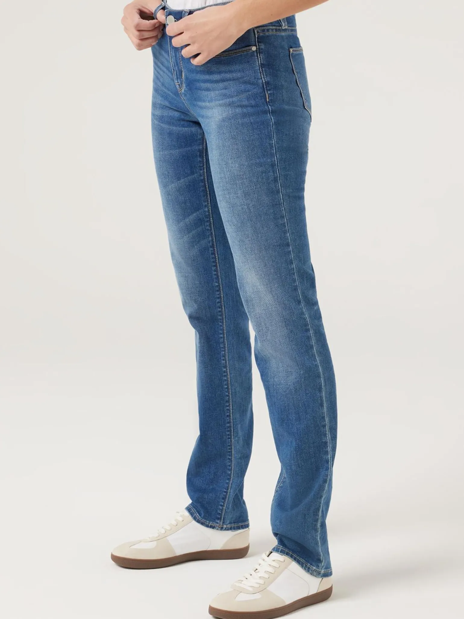 Clearance Jeanswest Slim Straight Jeans MidIndigo